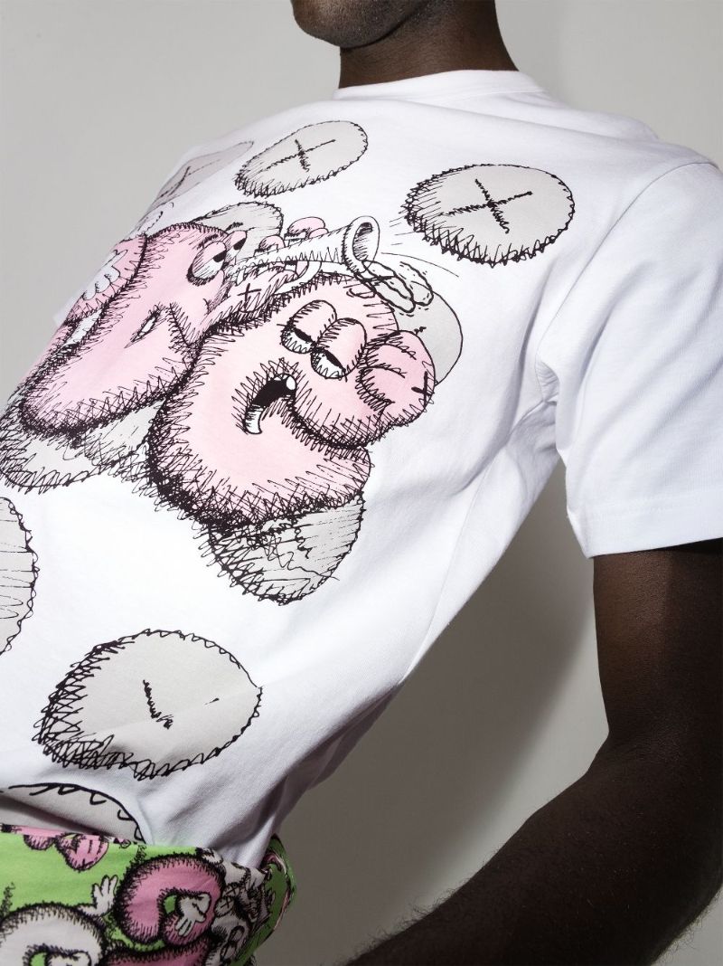 X Kaws Graphic Print Cotton T-shirt