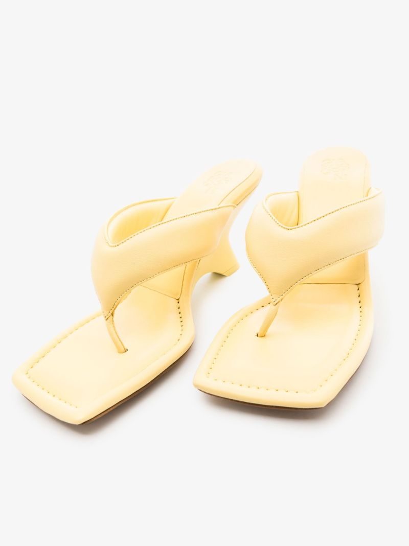 Yellow Gia 06 70 Leather Sandals