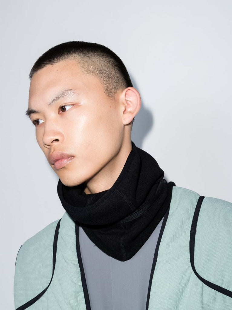 Black Modular Zipped Snood