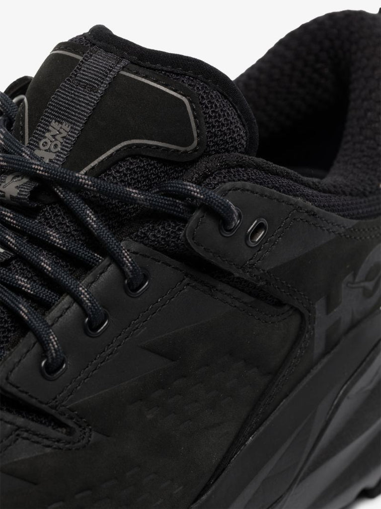 Black Kaha Low Gore-tex Sneakers