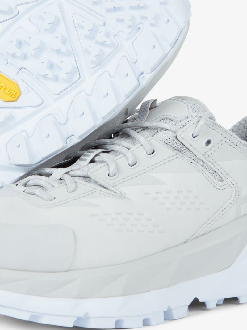 White Kaha Low Gore-tex Sneakers