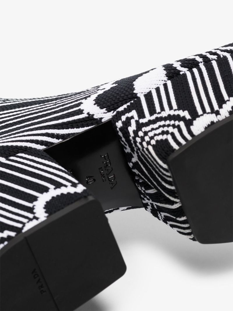 Black 70 Patterned Platform Boots