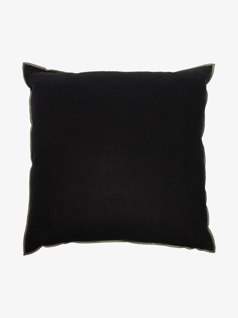 Outline Contrasting Trim Cushion
