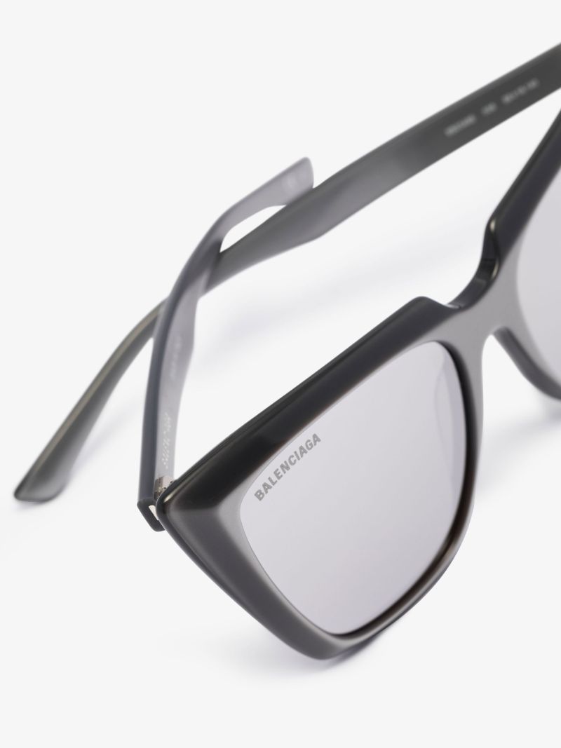 Silver Tone Mirrored Cat Eye Sunglasses