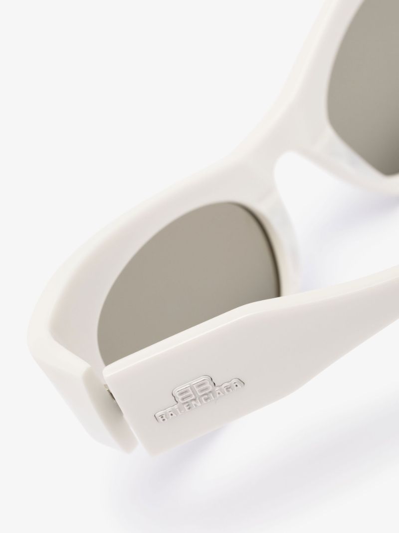 White Logo Embellished Cat Eye Sunglasses