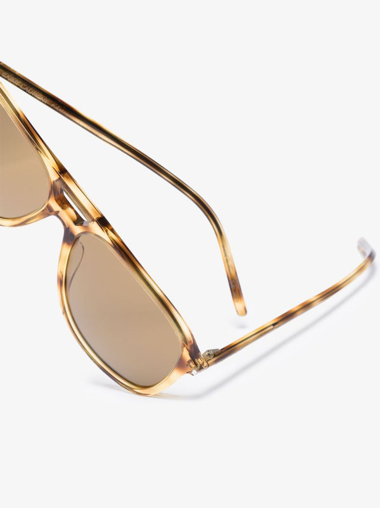 Brown Oversized Aviator-style Sunglasses