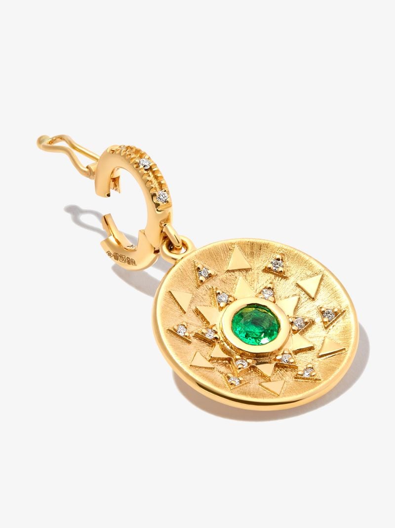 18k Yellow Gold Sun Sign Mini Diamond Emerald Pendant