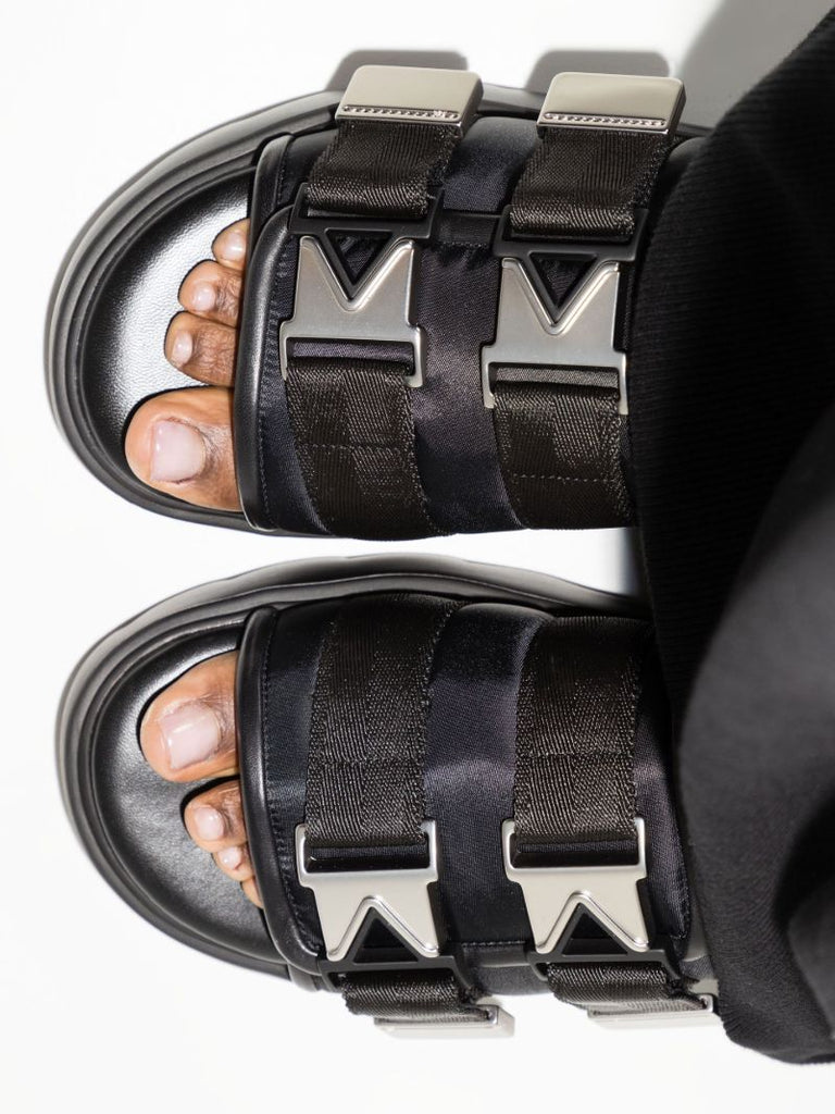 Black Flash 35 Rubber Sandals