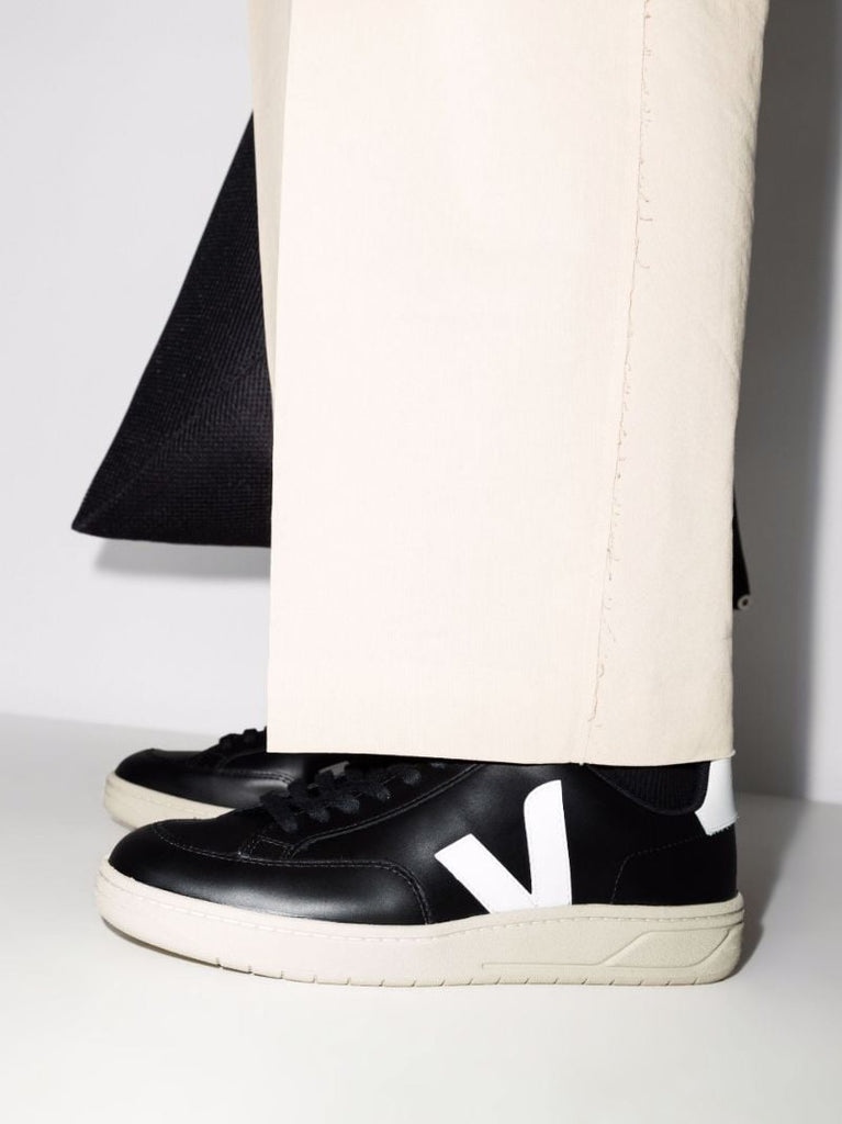 Black V-12 Low Top Leather Sneakers