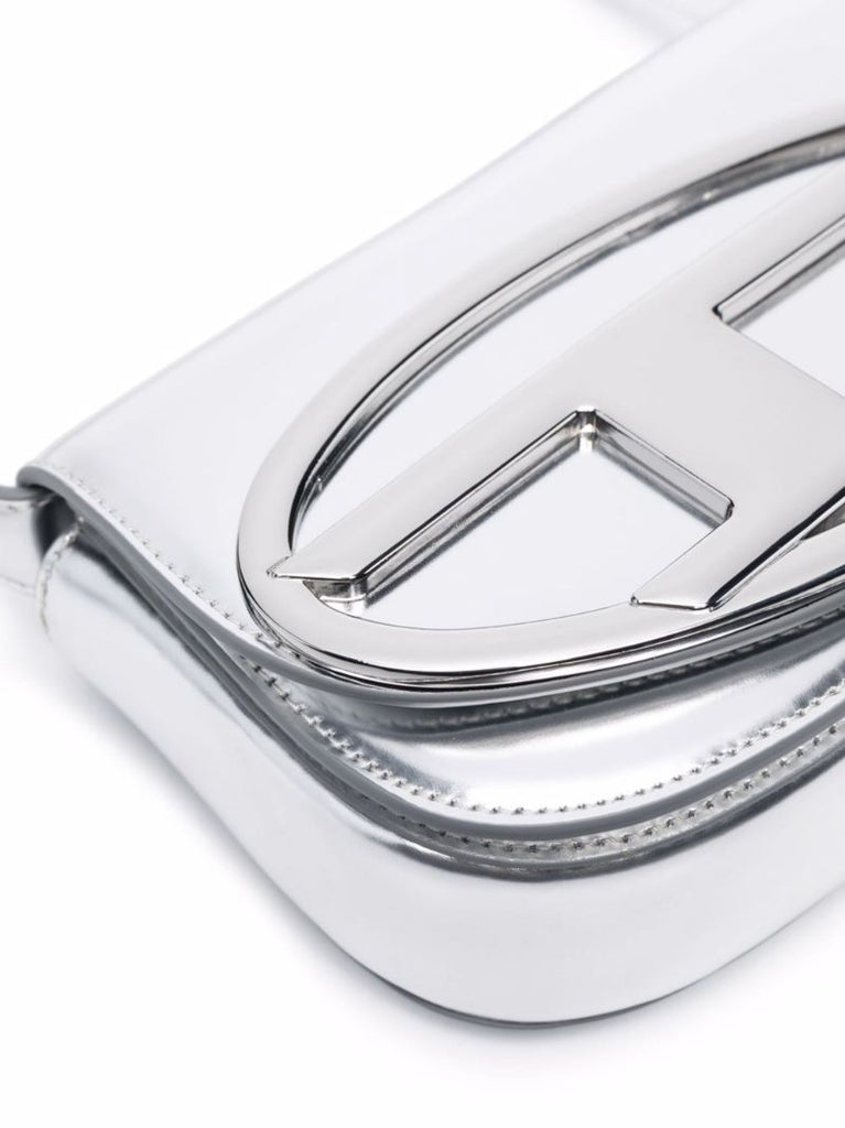 Silver 1dr Metallic Shoulder Bag