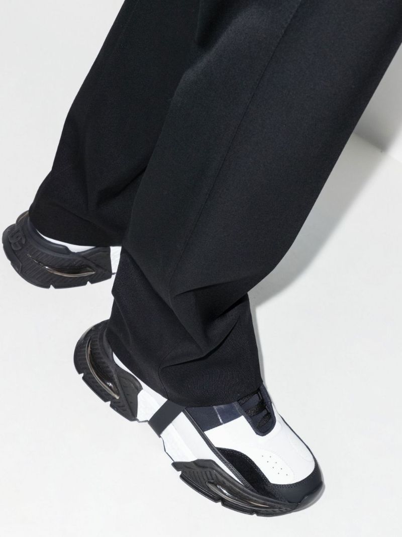 Black and White Airmaster Sneakers