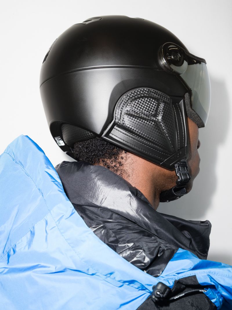 Black Piuma-r Shadow Snow Helmet