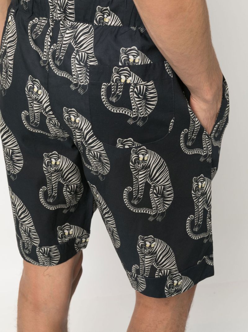 Sansindo Tiger Print Shorts