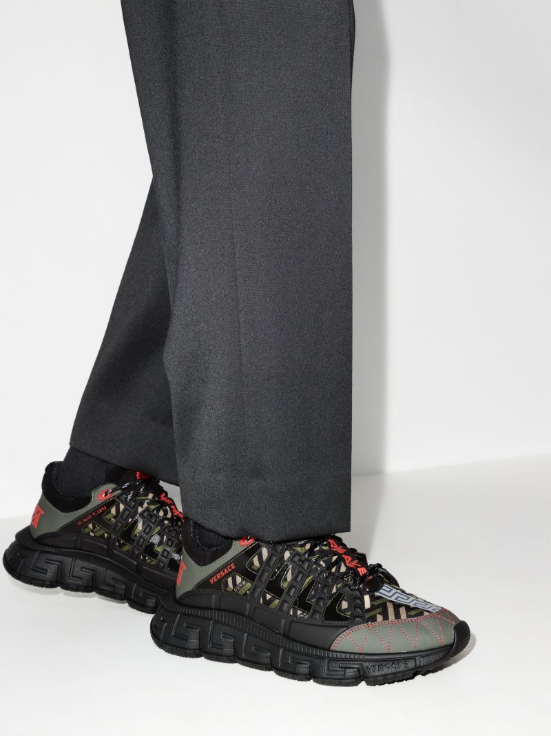Black Trigreca Low Top Sneakers