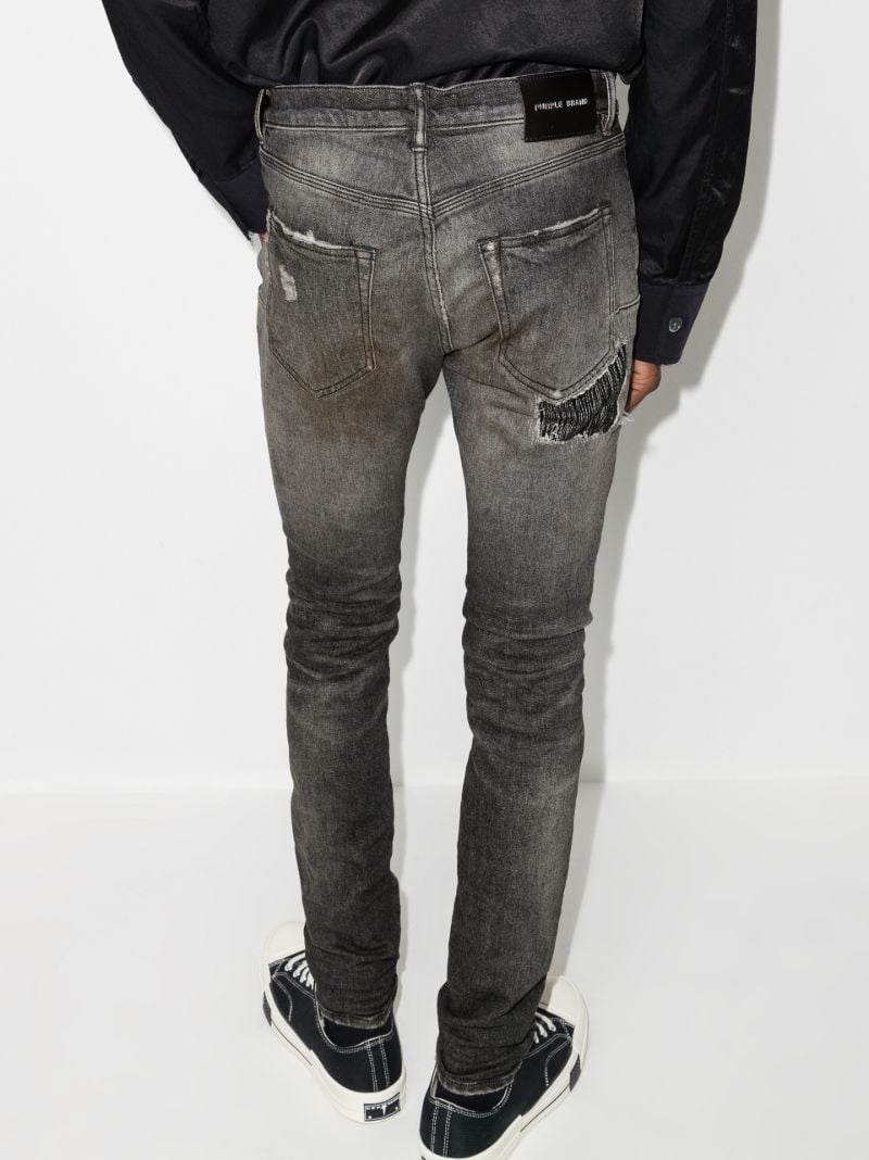 P001 Distressed Skinny Jeans