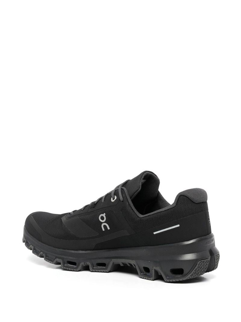 Black Cloudventure Low-top Sneakers