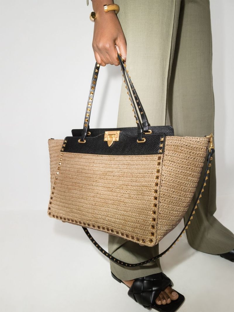 Neutral Rockstud Medium Raffia Tote Bag