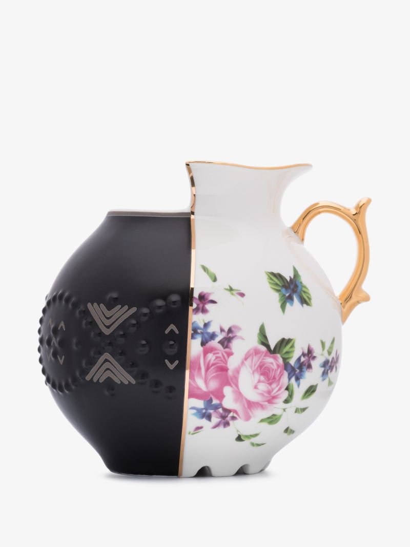 Black and White Lfe Hybrid Bone China Vase