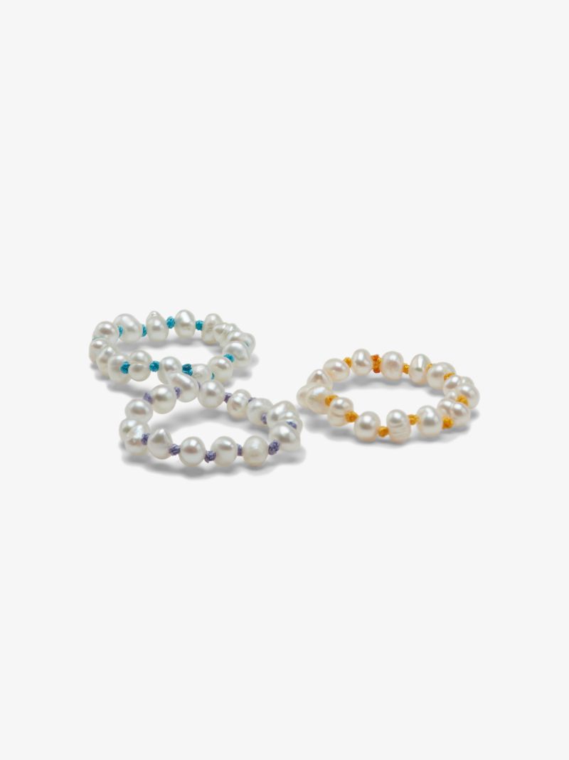 White Pearl Ring Set