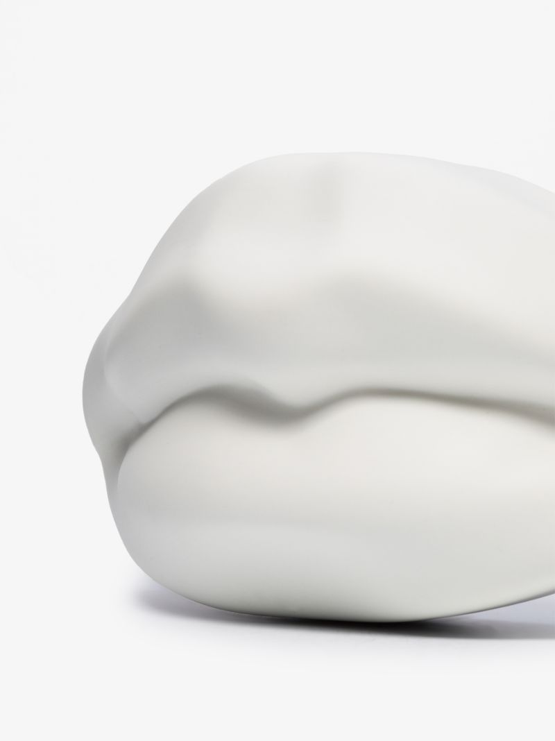 White Memorabilia Mvsevm Porcelain Ornament