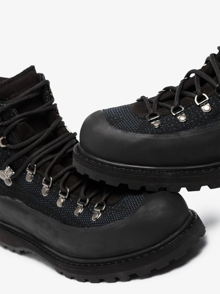 X Byborre Black Roccia Vet Hiking Boots