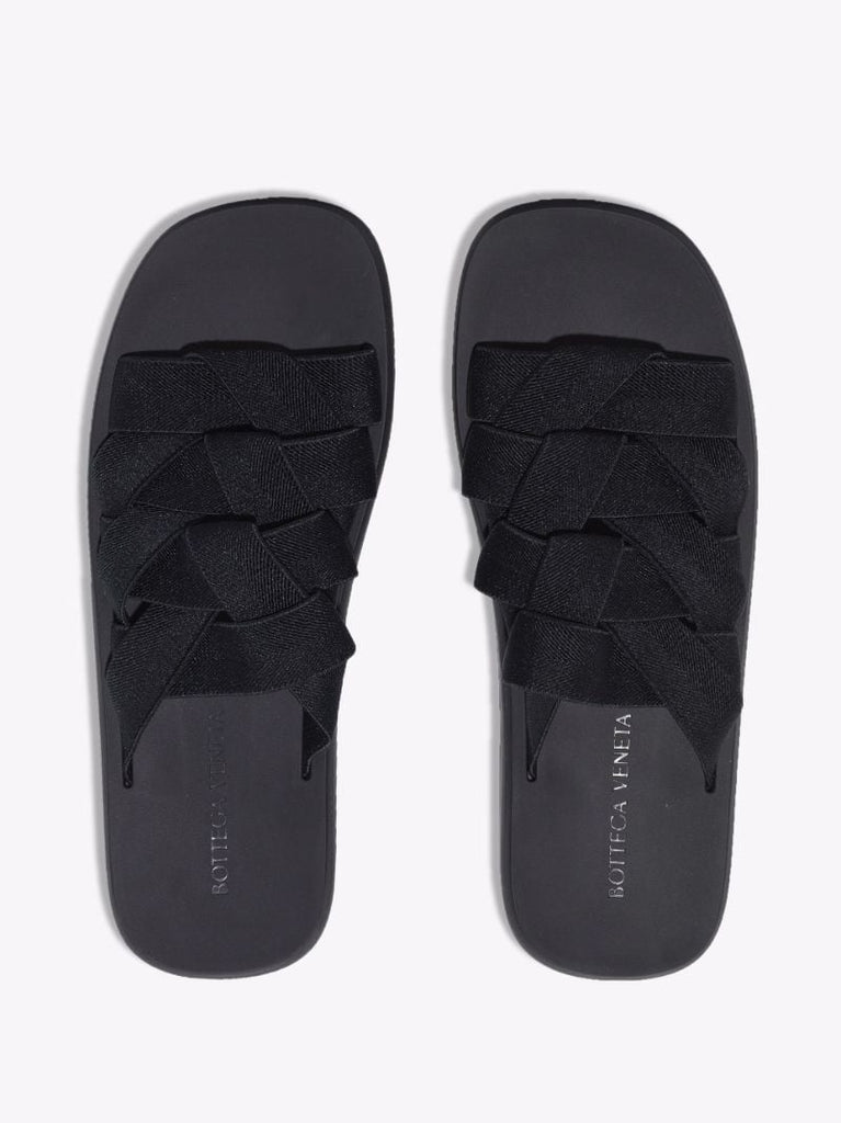 Black Plat Sandals