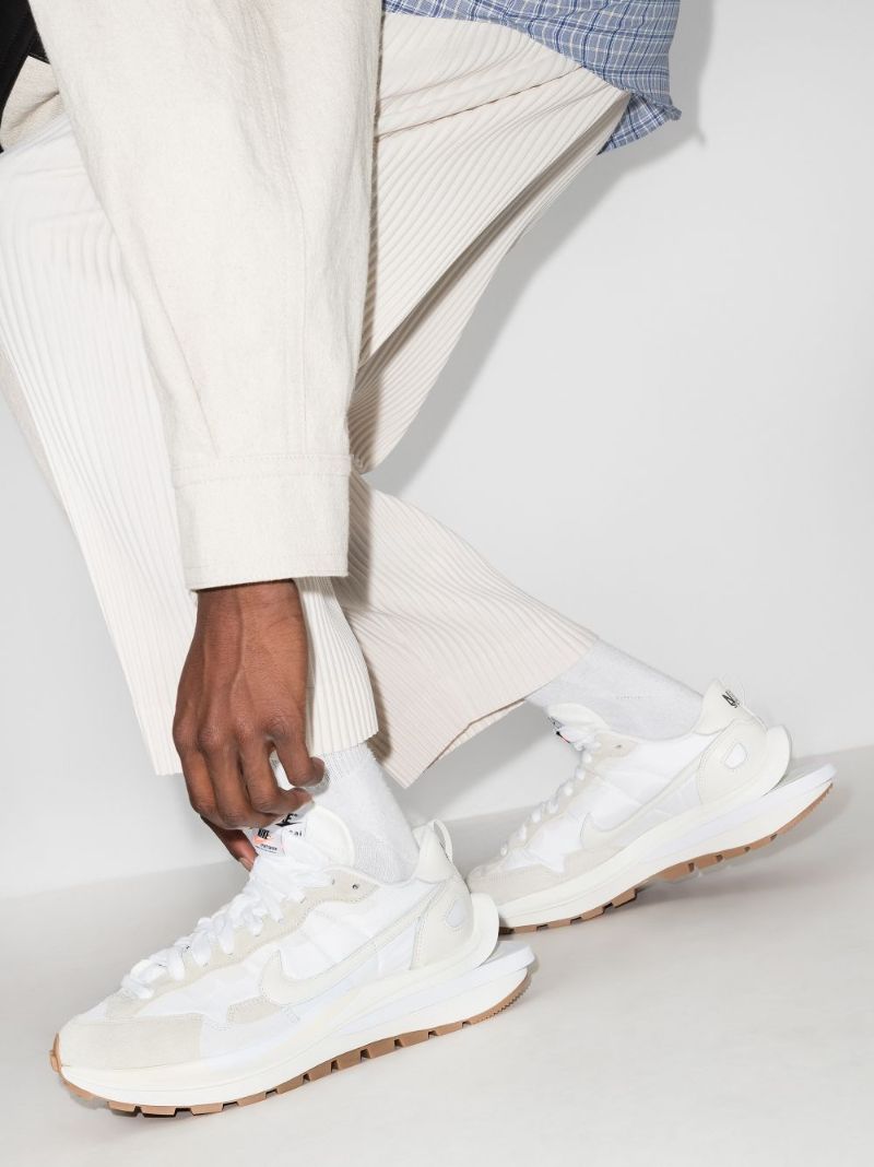X Sacai Vaporwaffle Low-top Sneakers