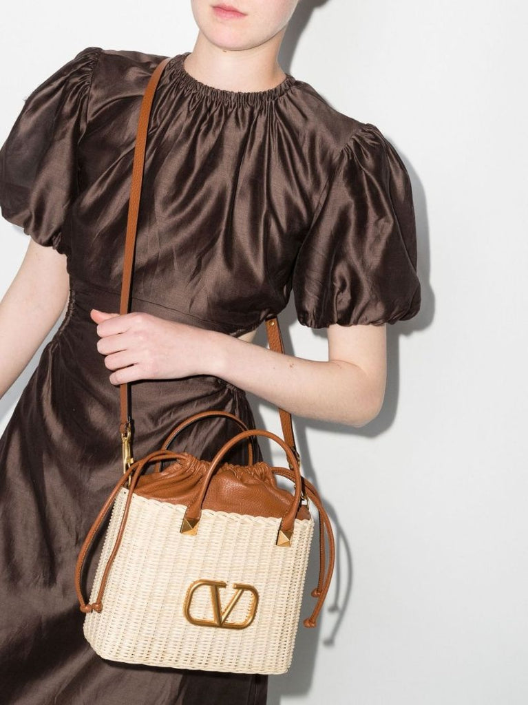 Neutral Vlogo Small Raffia Basket Tote Bag