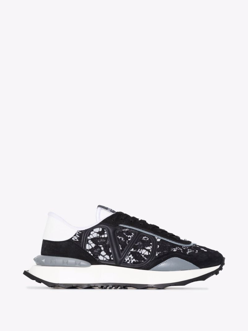 Black Lacerunner Low Top Sneakers