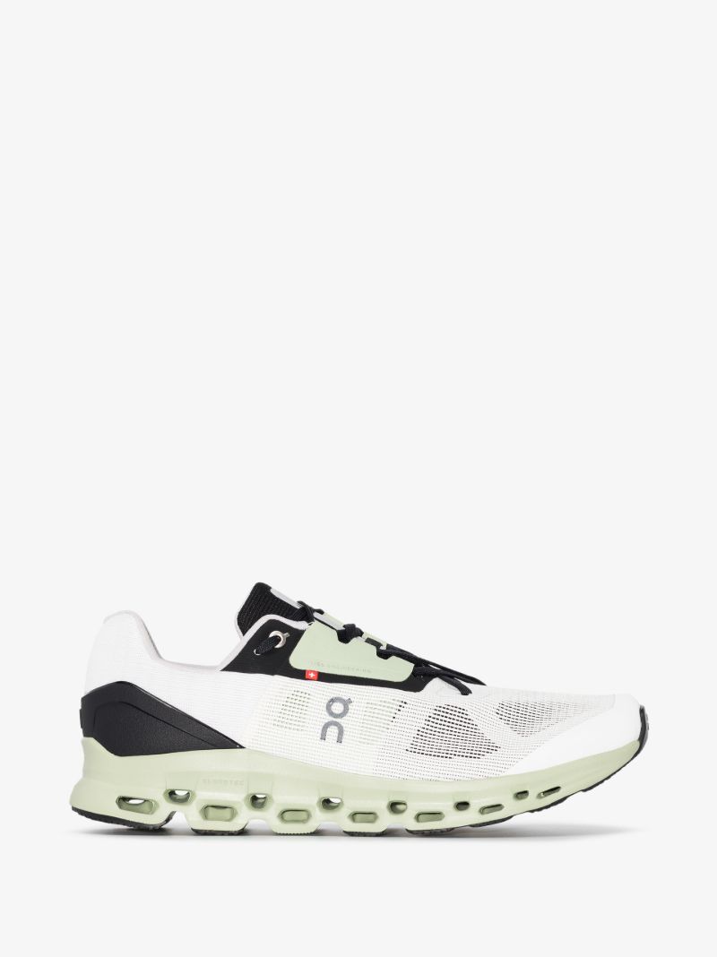 Cloudstratus Low-top Sneakers