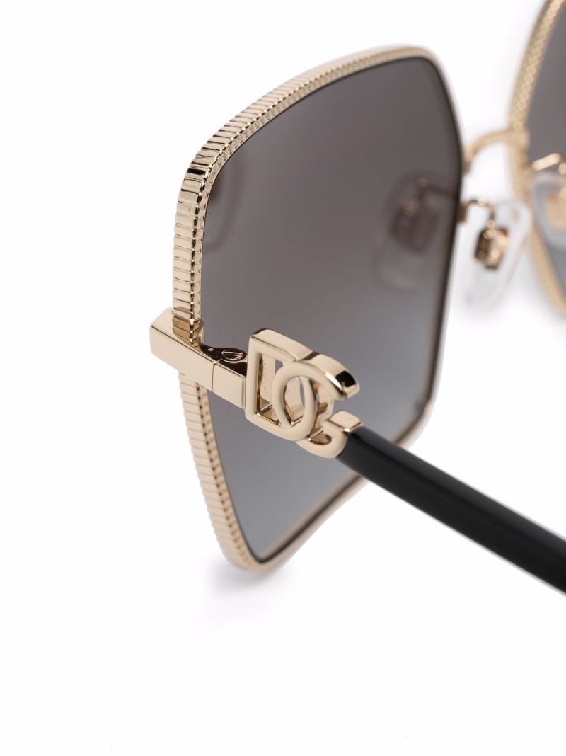 Gold Tone Logo Plaque Sunglasses