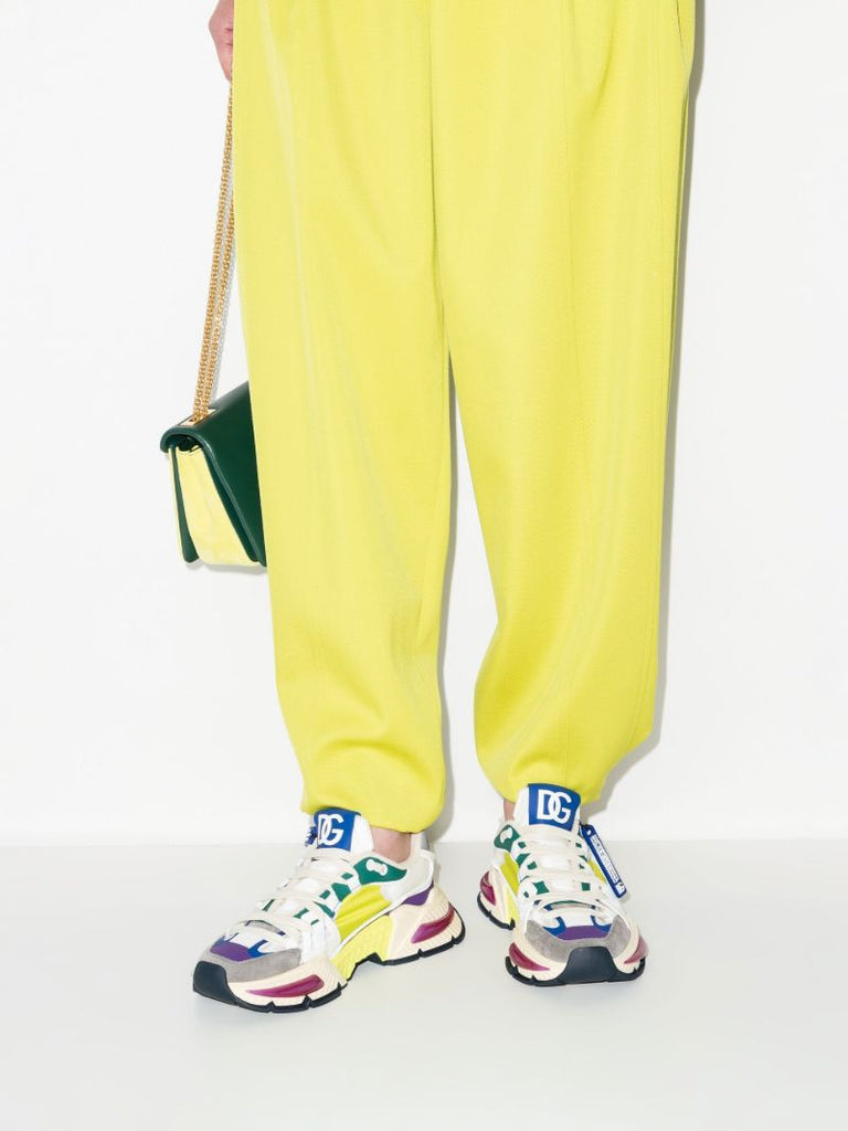 White Air Master Low Top Leather Sneakers