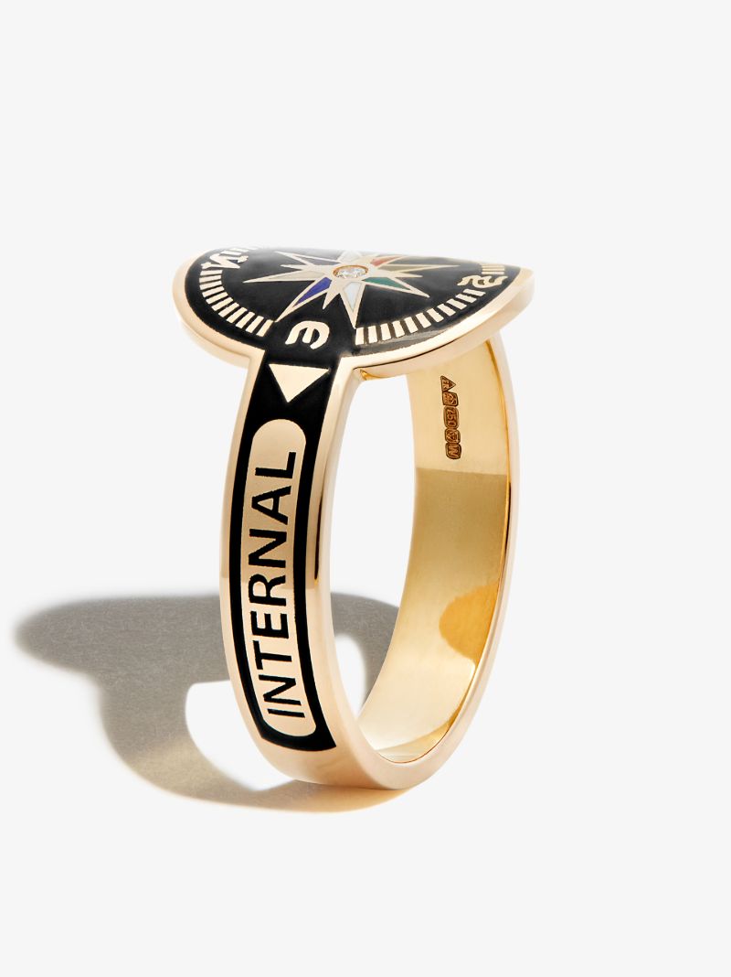 18k Yellow Gold Internal Compass Cigar Band Diamond Ring
