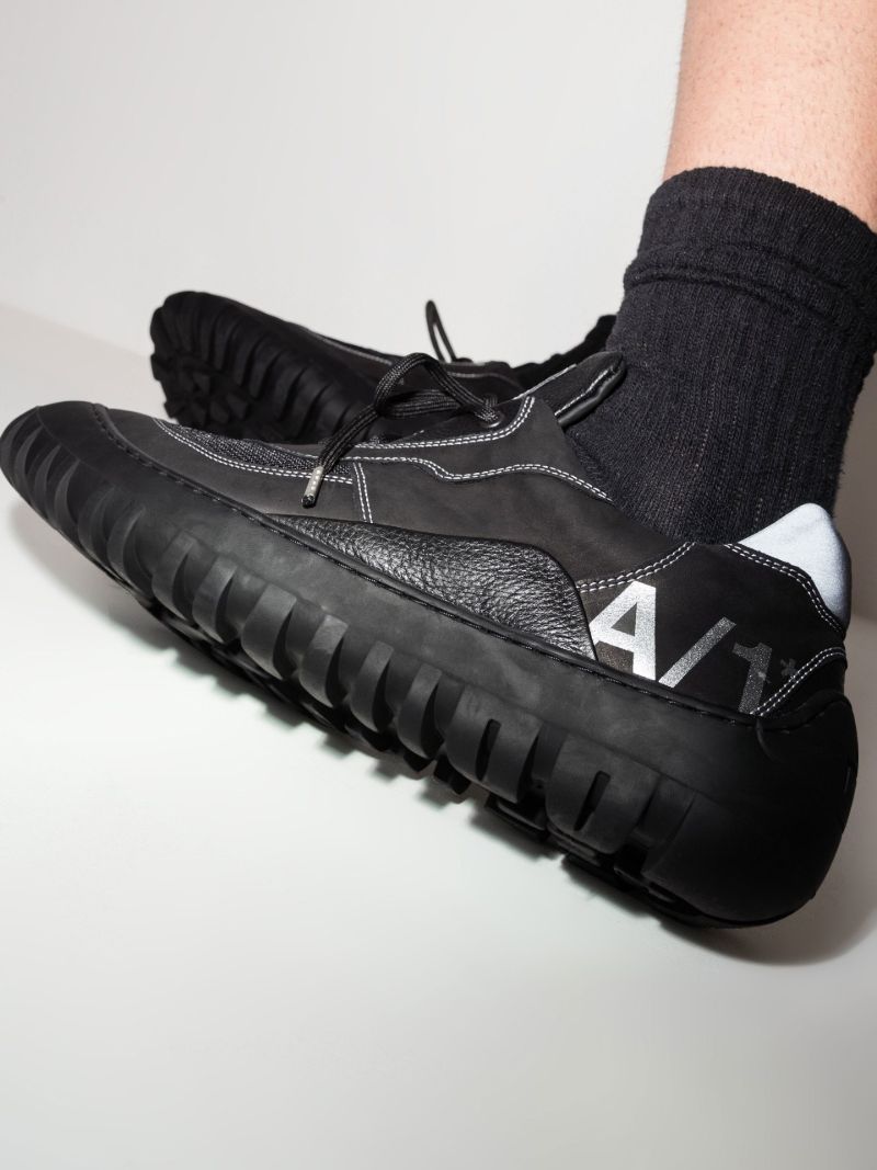 Black Strand 180 Low Top Sneakers