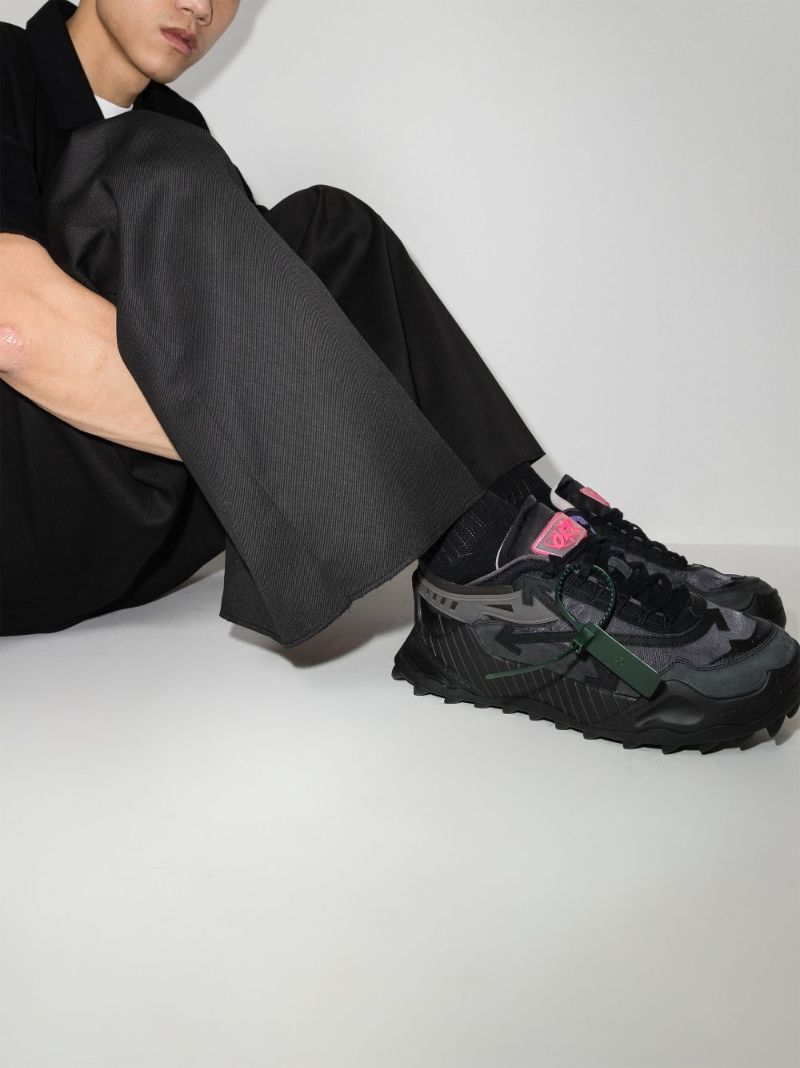 Black Odsy-1000 Low Top Sneakers