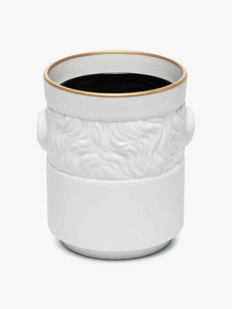 White Il Seguace Pure White Black Stone Scented Candle