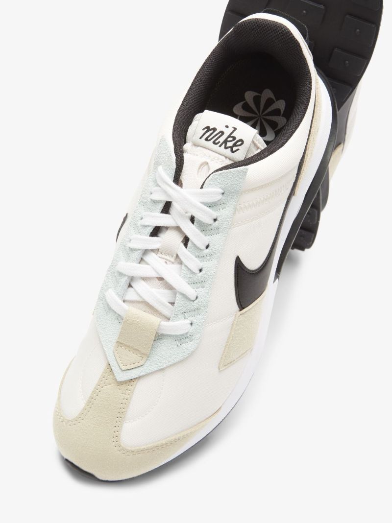 Air Max Pre-day Sneakers