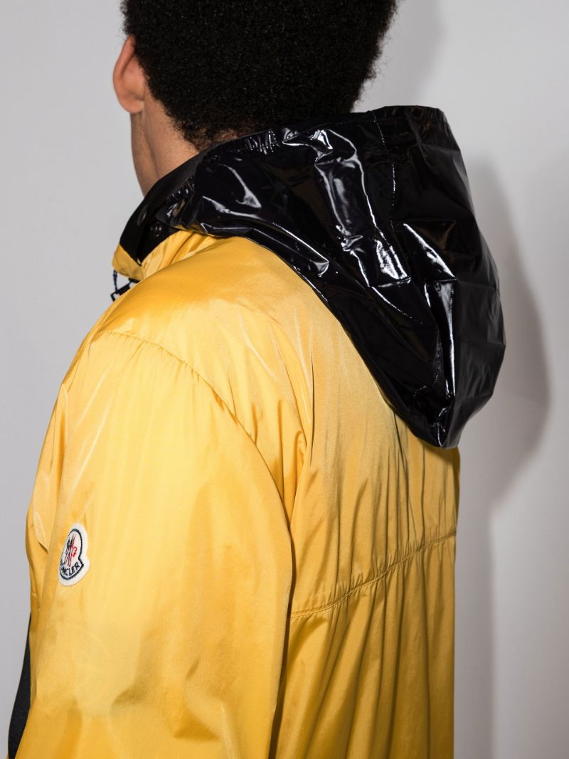 Heiji Pull-out Hood Rain Jacket