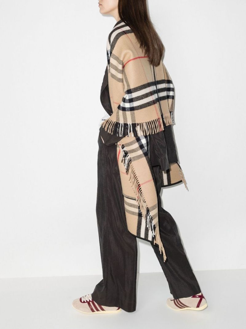 Fringed Check Cape