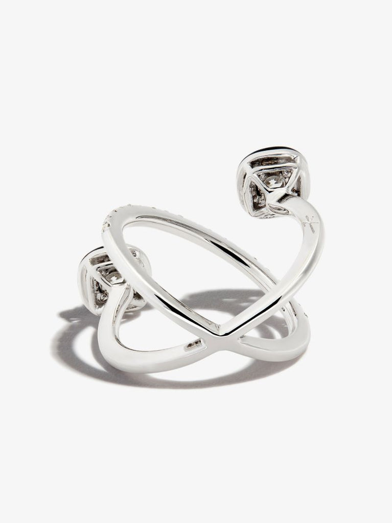 18k White Gold Oui Enamelled Diamond Ring