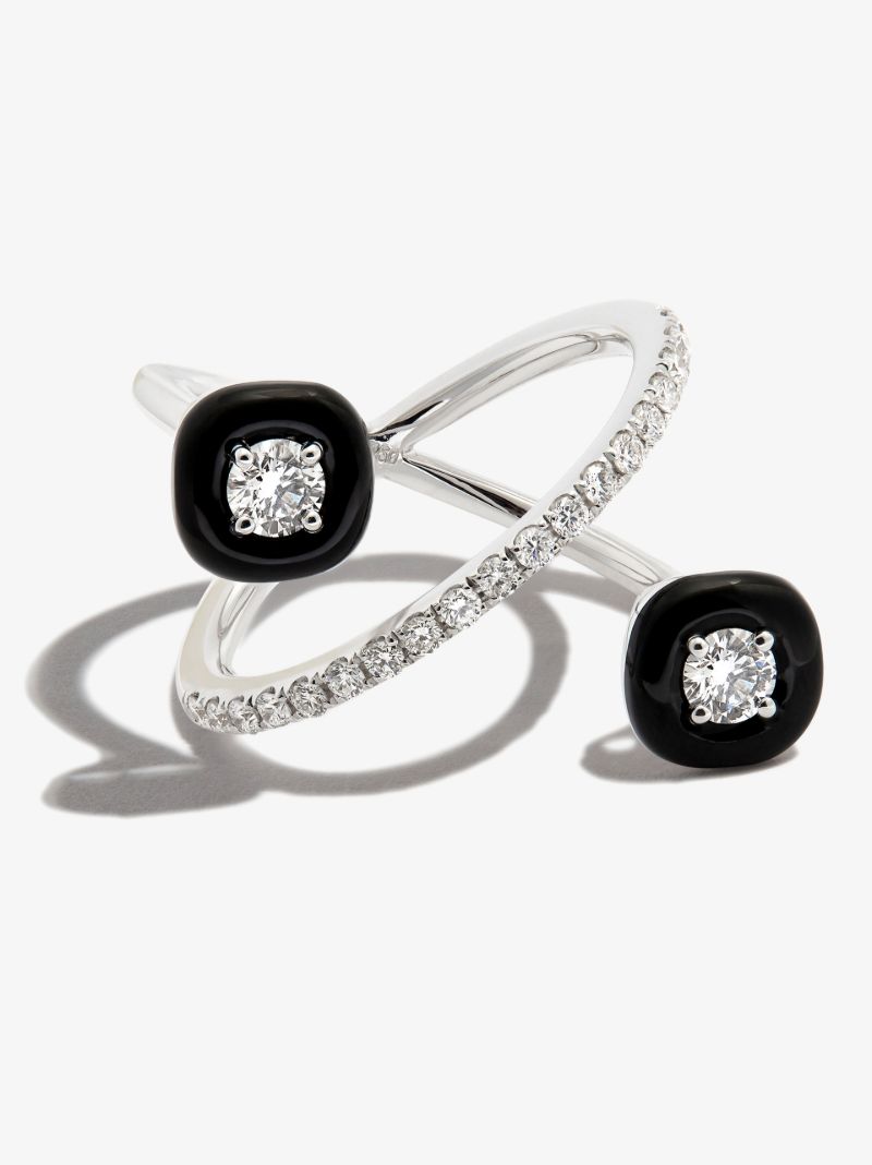 18k White Gold Oui Enamelled Diamond Ring