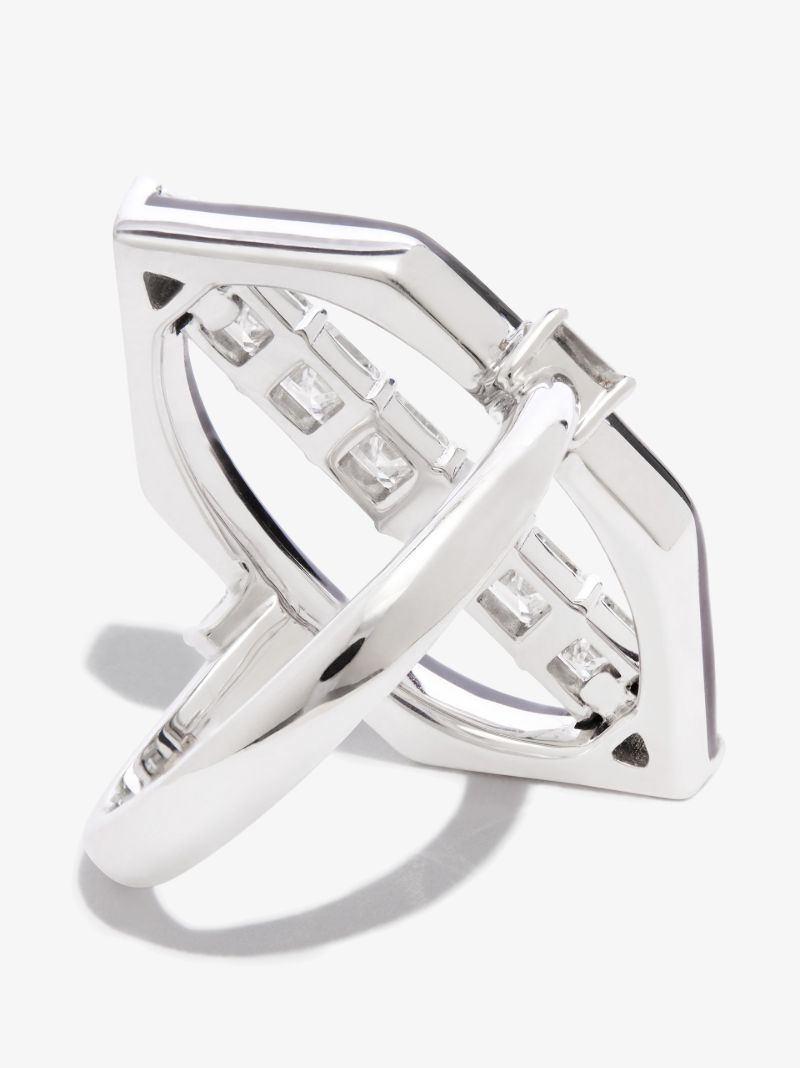 18k White Gold Oui Diamond Ring