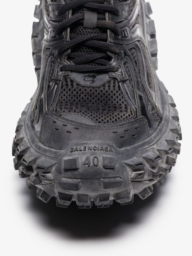 Black Bouncer Low-top Platform Sneakers