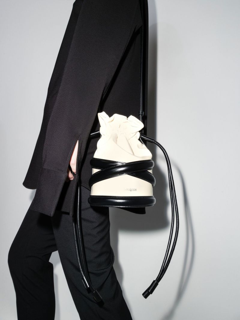 White the Soft Curve Leather Shoulder Bag