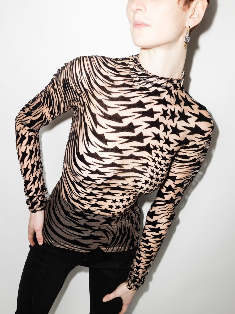 Twist Star Print Top
