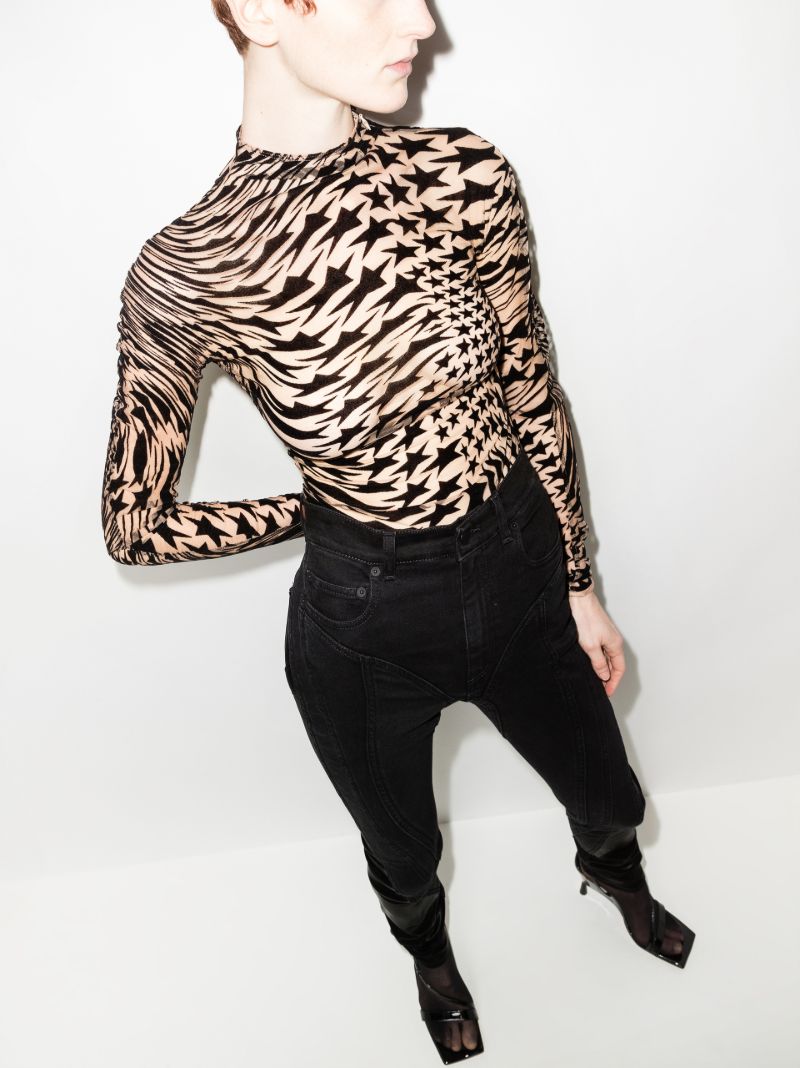 Twist Star Print Top