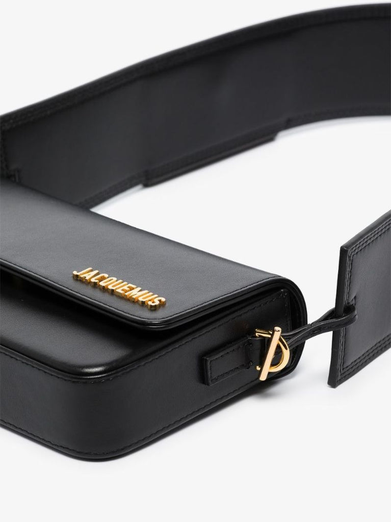 Le Carinu Leather Shoulder Bag
