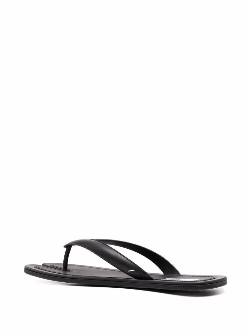 Black Split Sole Flip-flops