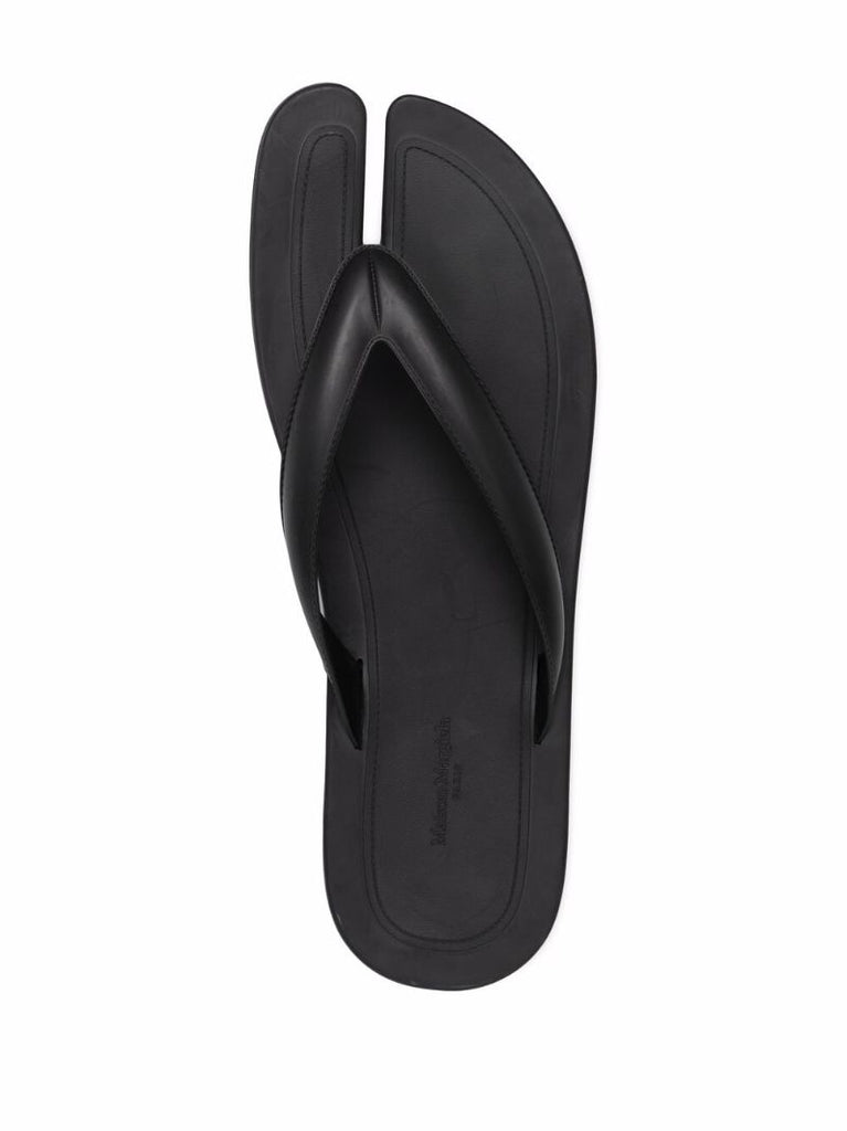 Black Split Sole Flip-flops