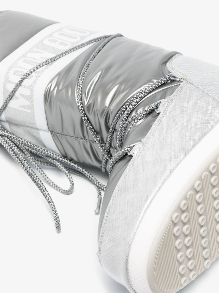 Silver Icon Pillow Snow Boots
